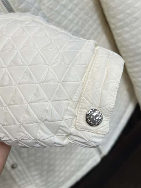 2025年12月16日入荷新作Pradaダウンジャケット秋冬高品質/人気/ASB工場