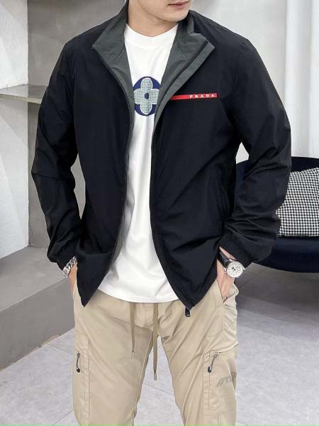 2025年12月16日入荷新作Pradaジャケット秋冬高品質/人気/ASB工場