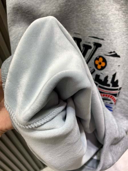 2025年11月18日秋冬新作Louis Vuittonスウェット高品質人気商品/XQY工場