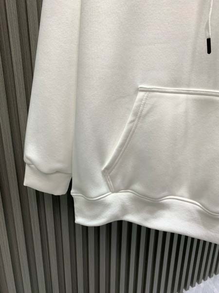 2025年11月18日秋冬新作Louis Vuittonスウェット高品質人気商品/XQY工場