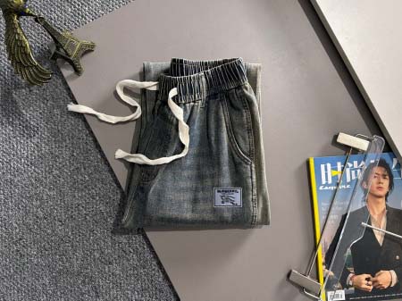 2025年11月18日秋冬新作Burberryジーパン高品質人気商品/XQY工場