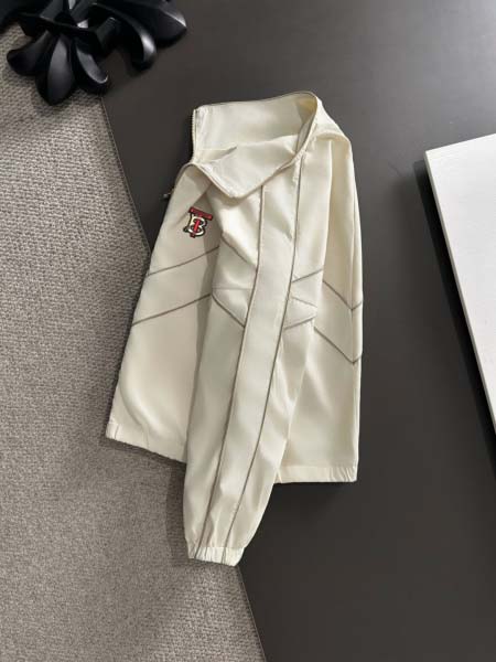 2025年11月18日秋冬新作Burberryジャケット人気商品/XQY工場