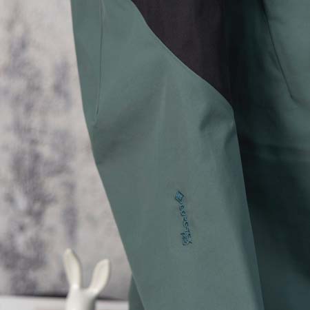 2025年11月19日秋冬新作ARCTERYXジャケット人気商品/XQY工場