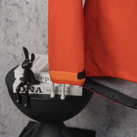 2025年11月19日秋冬新作ARCTERYXジャケット人気商品/XQY工場