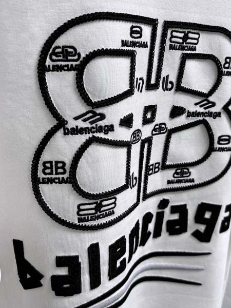 2025年12月24日入荷秋冬新作Balenciaga半袖 tシャツ/XQY工場