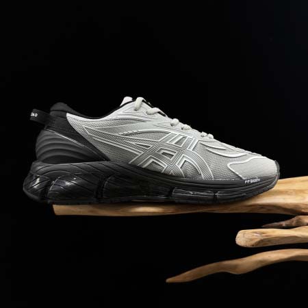 2025年12月25日入荷新品C.P.Company xAsics Gel-Quantum 360人気 スニーカー男女兼用/誕生日プレゼント/XH工場