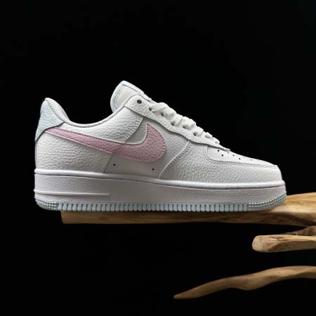 2025年12月25日入荷新品Nike Air Force 1 ’07人気 スニーカー男女兼用/誕生日プレゼント/XH工場