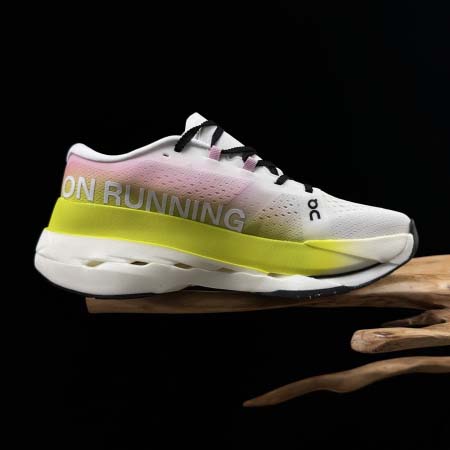 2025年12月25日入荷新品On cloudboom max 人気 スニーカー男女兼用/誕生日プレゼント/XH工場