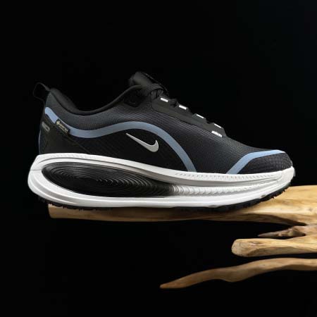 2025年12月25日入荷新品Nike Vomero 18 GORE-TEX人気 スニーカー男女兼用/誕生日プレゼント/XH工場