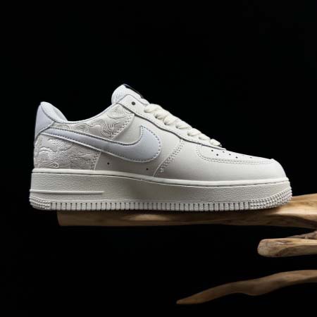 2025年12月25日入荷新品Nike Air Force 1 ’07人気 スニーカー男女兼用/誕生日プレゼント/XH工場