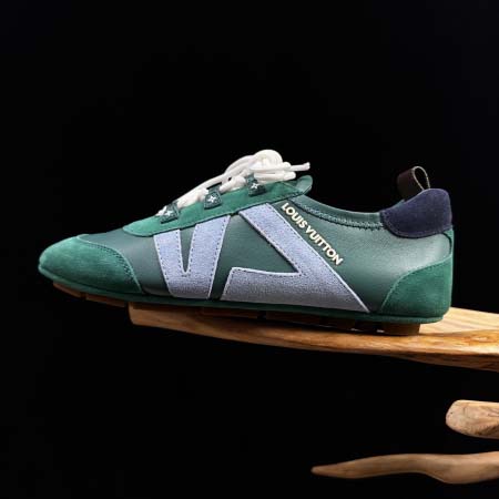 2025年12月25日入荷新品LOUIS VUITTON Sneakerina 人気 スニーカー男女兼用/誕生日プレゼント/XH工場