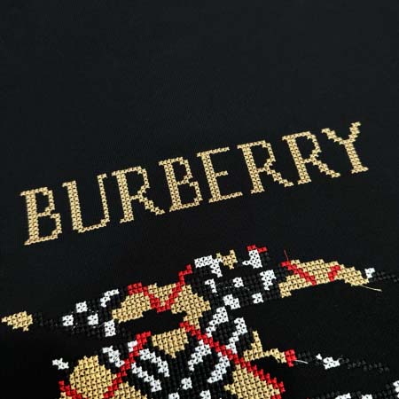 2025年12月29日秋冬新作Burberryスウェット高品質人気商品/誕生日プレゼント/FF工場