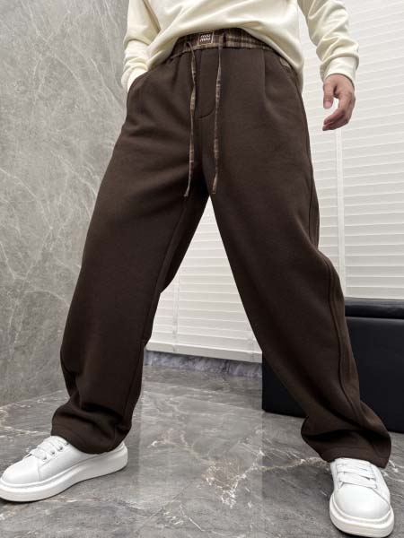 2025年12月30日新作miumiuスラックス秋冬高級品/DM工場