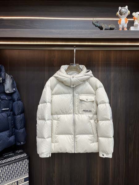2025年12月16日入荷新作Monclerダウンジャケット...
