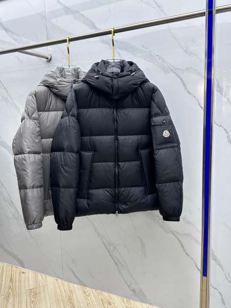 2025年12月16日入荷新作Monclerダウンジャケット...