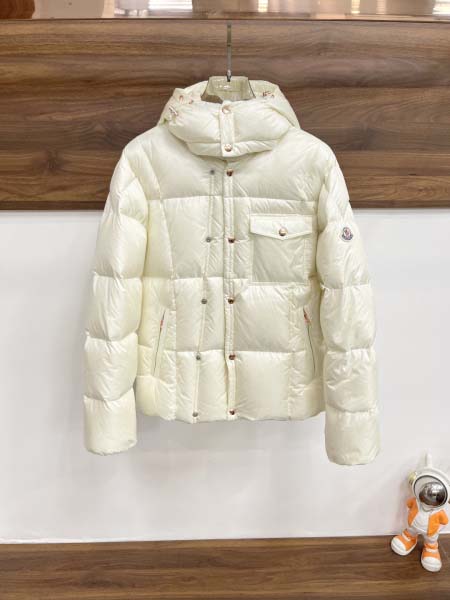 2025年12月16日入荷新作Monclerダウンジャケット...