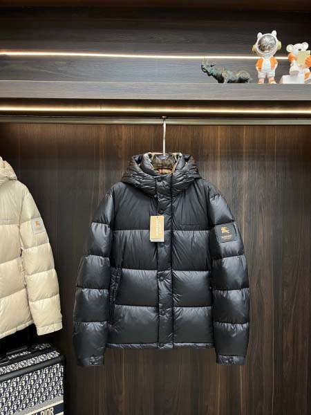 2025年12月16日入荷新作Burberry ダウンジャケ...