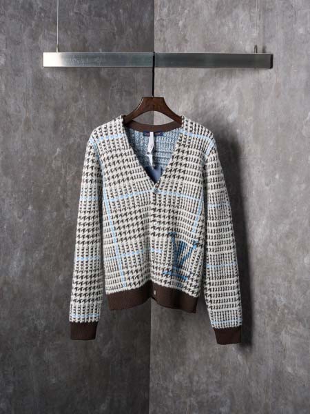 2025年11月17日秋冬新作Louis Vuitton ニ...