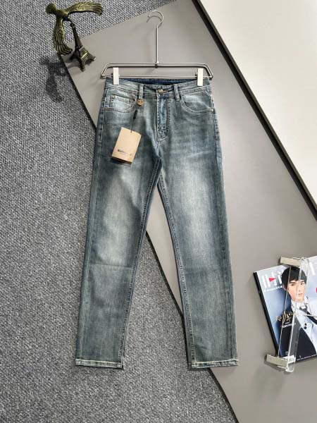 2025年11月17日秋冬新作Burberryジーパン高品質...