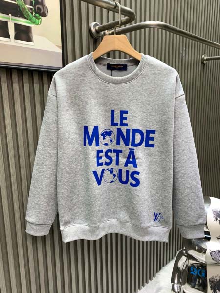 2025年11月18日秋冬新作Louis Vuittonスウ...