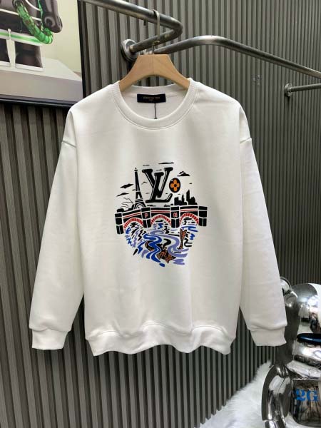 2025年11月18日秋冬新作Louis Vuittonスウ...