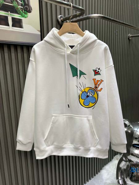 2025年11月18日秋冬新作Louis Vuittonスウ...