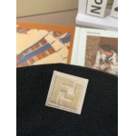 2025年11月18日秋冬新作Fendiニットのセーター高品質人気商品/XQY工場