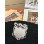 2025年11月18日秋冬新作Fendiニットのセーター高品質人気商品/XQY工場