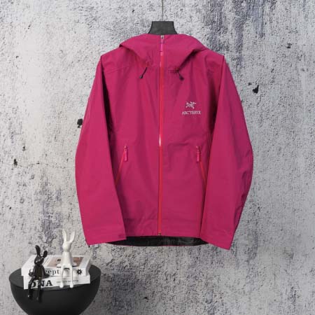 2025年11月19日秋冬新作ARCTERYXジャケット人気...