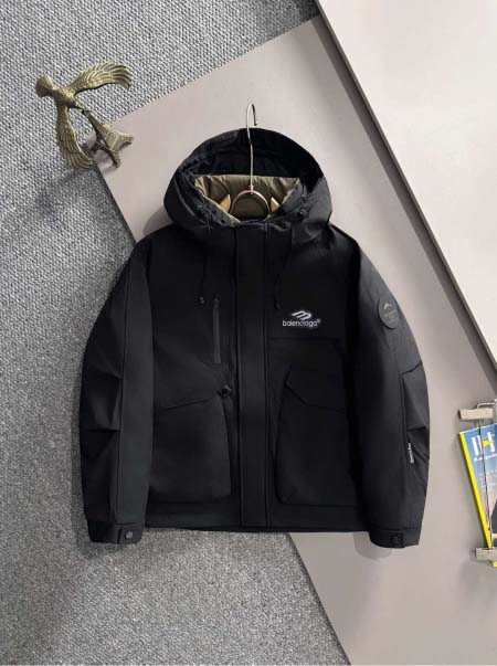 2025年11月19日秋冬新作Balenciagaダウンジャ...