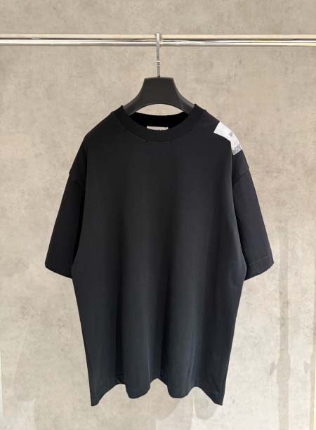 2025年12月23日秋冬新作Maison Margiela...