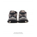 2025年12月25日入荷新品GUCCI人気 スニーカー男女兼用/誕生日プレゼント/XH工場