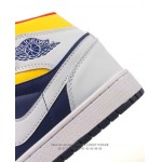 2025年12月25日入荷新品（NIKE）AIR JORDAN 1 MID人気 スニーカー男女兼用/誕生日プレゼント/XH工場