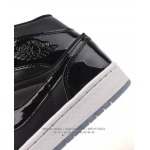 2025年12月25日入荷新品（NIKE）AIR JORDAN 1 MID人気 スニーカー男女兼用/誕生日プレゼント/XH工場