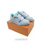 2025年12月25日入荷新品Louis Vuitton人気 スニーカー男女兼用/誕生日プレゼント/XH工場