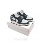 2025年12月25日入荷新品（NIKE）AIR JORDAN 1 MID人気 スニーカー男女兼用/誕生日プレゼント/XH工場