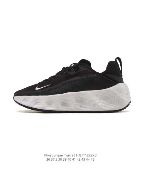 2025年12月25日入荷新品（NIKE）Ava Rover...