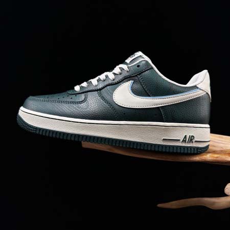 2025年12月25日入荷新品Nike Air Force ...