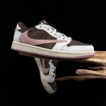 2025年12月25日入荷新品 Travis Scott x Air Jordan 1 Low Medium Olive人気 スニーカー男女兼用/誕生日プレゼント/XH工場