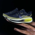 2025年12月25日入荷新品Nike Vomero 18 GORE-TEX人気 スニーカー男女兼用/誕生日プレゼント/XH工場