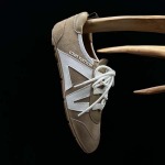 2025年12月25日入荷新品LOUIS VUITTON Sneakerina 人気 スニーカー男女兼用/誕生日プレゼント/XH工場