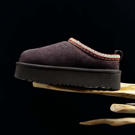 2025年12月25日入荷新品UGG人気 スニーカー男女兼用...