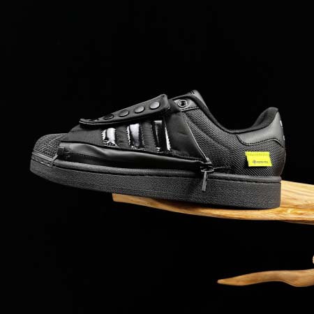 2025年12月25日入荷新品ADIDAS SUPERSTA...