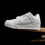 2025年12月25日入荷新品LOUIS VUITTON Trainer人気 スニーカー男女兼用/誕生日プレゼント/XH工場