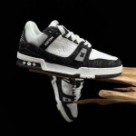 2025年12月25日入荷新品LOUIS VUITTON Trainer人気 スニーカー男女兼用/誕生日プレゼント/XH工場