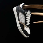 2025年12月25日入荷新品DIOR人気 スニーカー男女兼用/誕生日プレゼント/XH工場