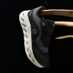 2025年12月25日入荷新品Loewe x On人気 スニーカー男女兼用/誕生日プレゼント/XH工場