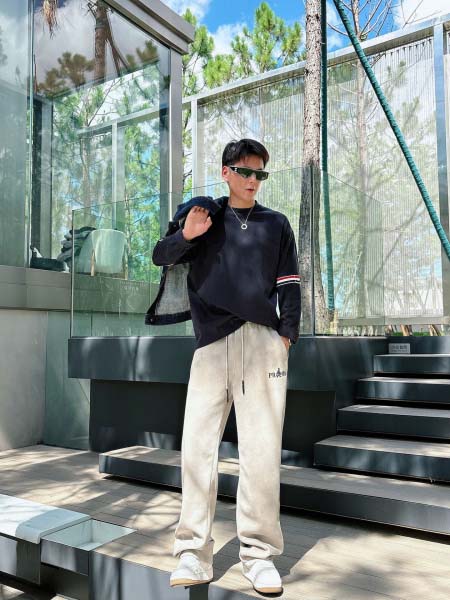 2025年12月26日秋冬新作Pradaスラックス/運動ズボ...