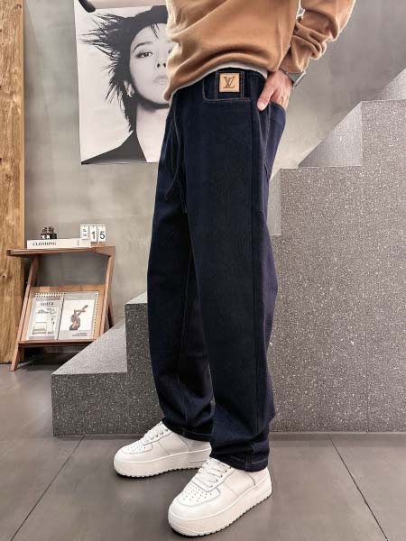 2025年12月26日秋冬新作Louis vuittonスラ...