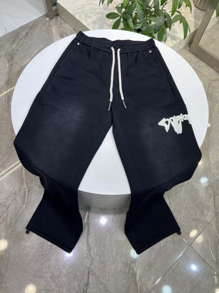 2025年12月26日秋冬新作Balenciagaスラックス...